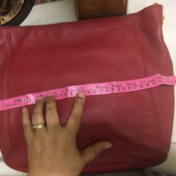 Authentic Michael Kors Medium Slouchy Cherry Leather Shoulder Bag - Picture 15 of 15